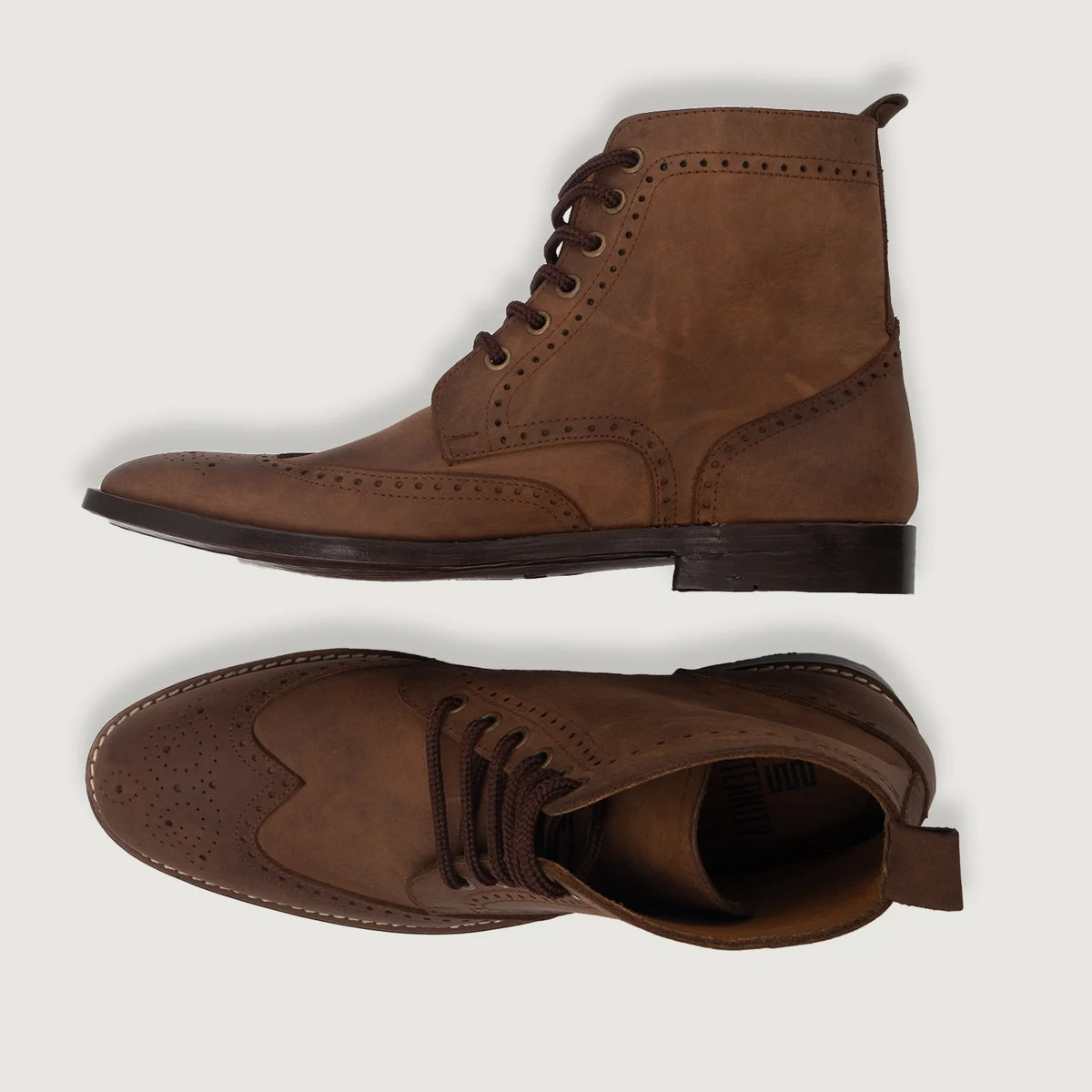 Duster Brogues Derby Oil Pull-up Коричневый Кожаные ботинки для Мужчин - Вид сбоку, демонстрирующий эргономичный крой рукава