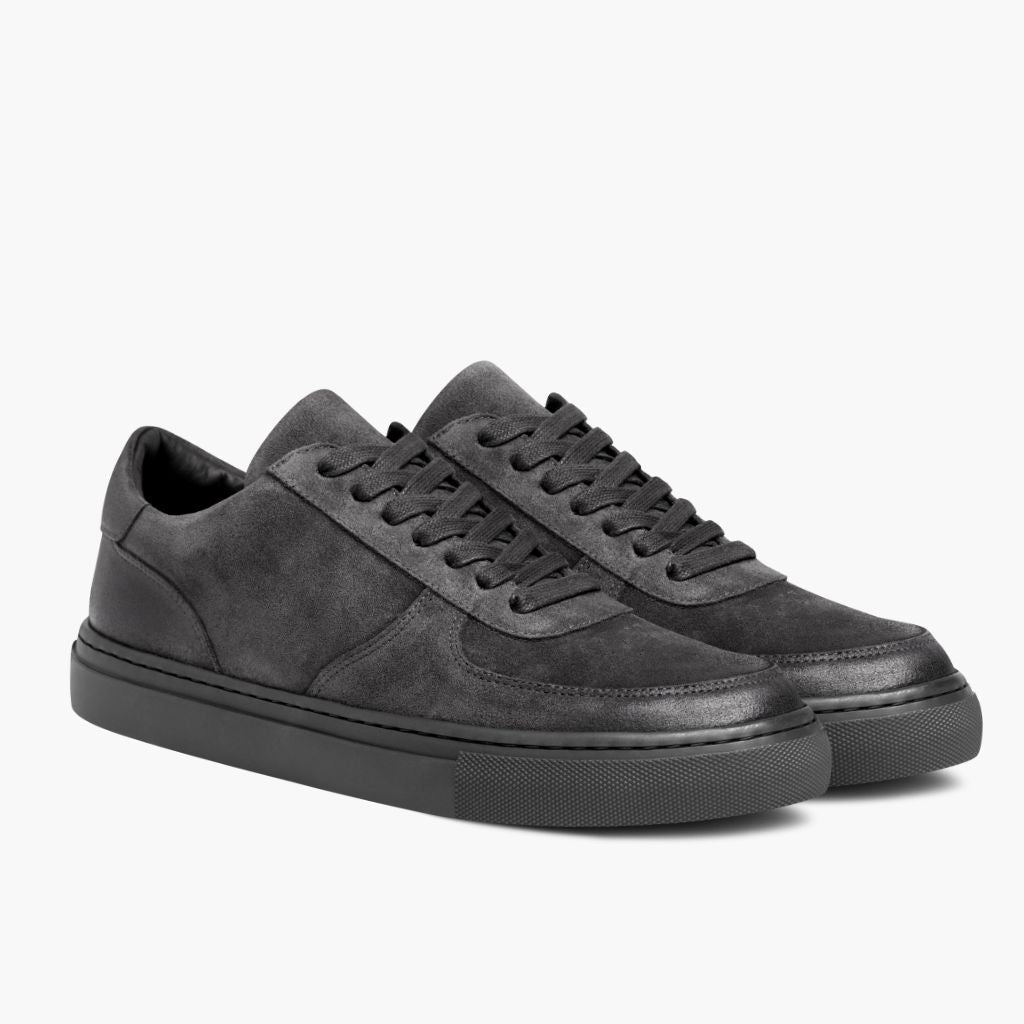 Court Smoke Кожаные кеды для Мужчин in Classic Full-Grain Leather - Вид сбоку | Купить в официальном онлайн-магазине