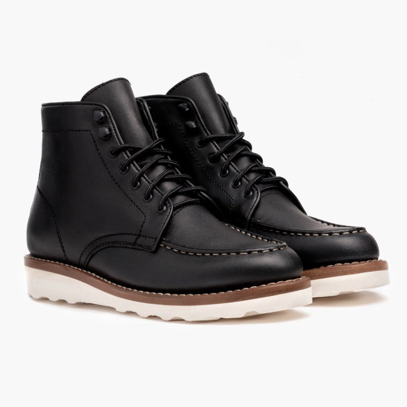 Diplomat Черная Leather Boots женская