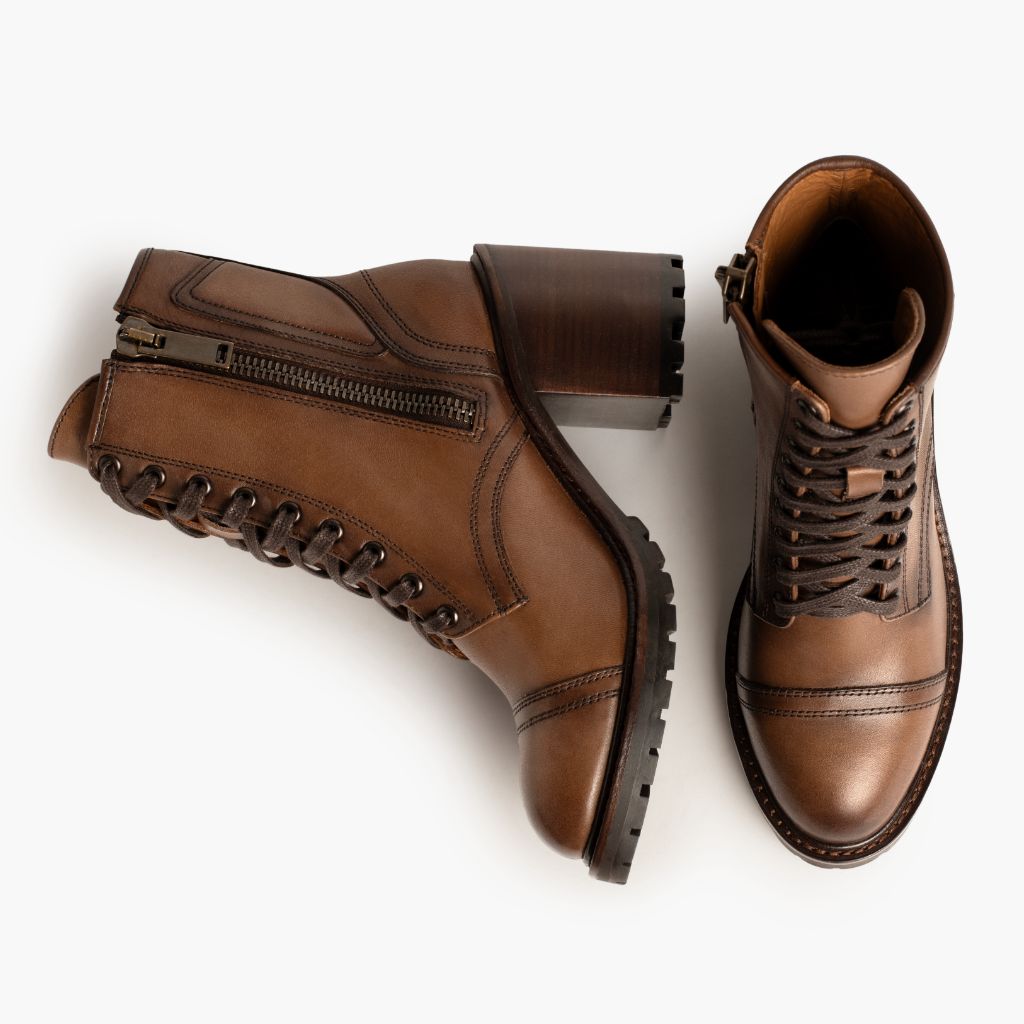 High-Traction Rubber Outsole & Lug Tread Pattern on Rebel Amber Wheat Кожаные ботинки для Женщин