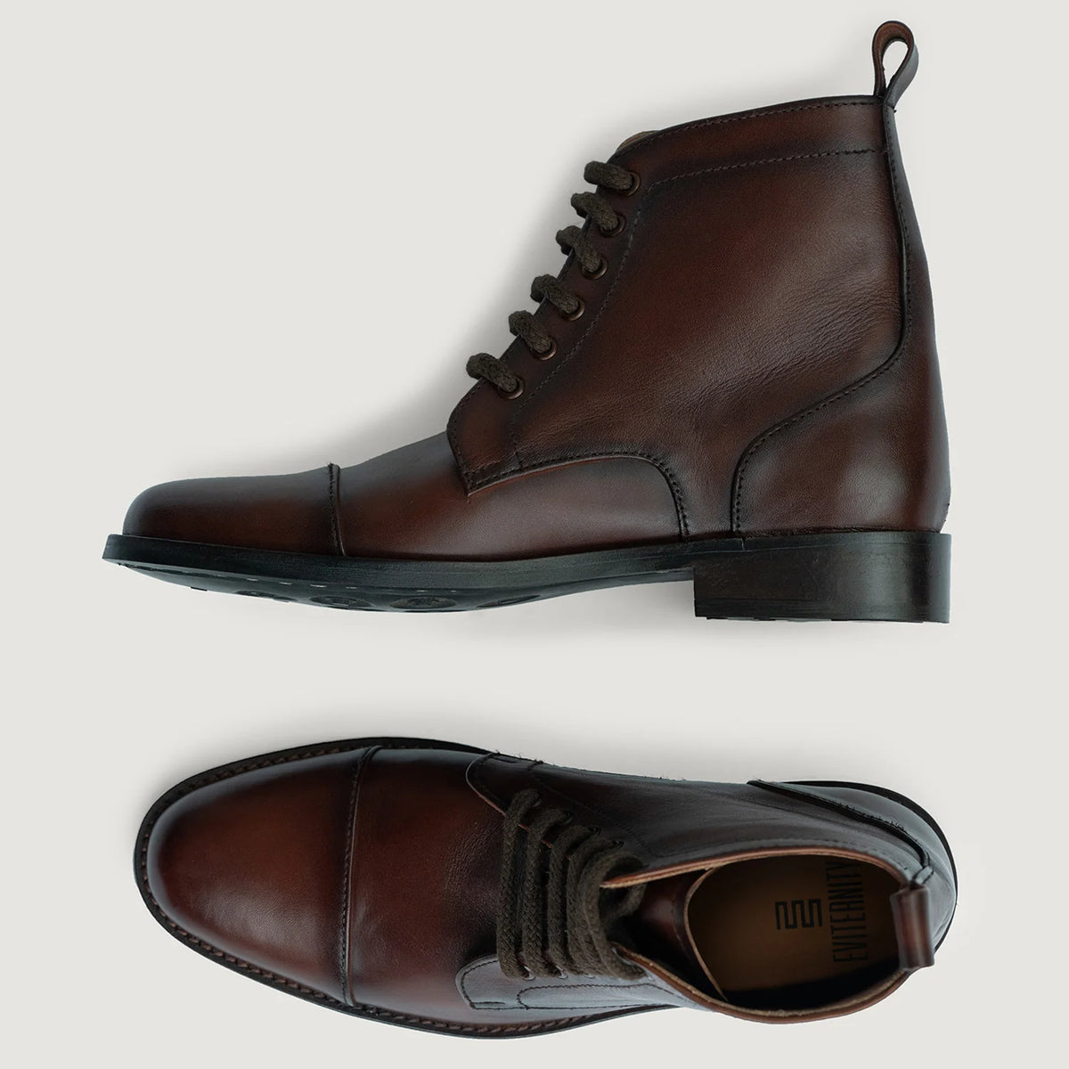 Burnished Brown Full-Grain leather Boots - Рантовая конструкция Goodyear Welt и носок обуви