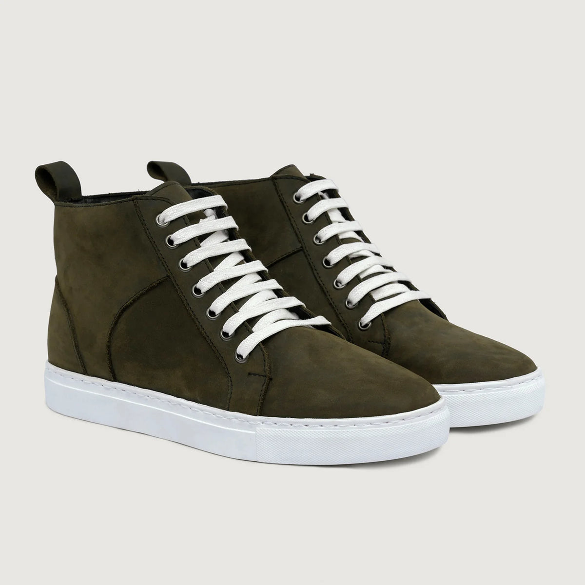 Marty High Top Olive Pullup Кожаные кеды для Мужчин For Men in Olive Full-Grain Leather - Вид сбоку | Купить в официальном онлайн-магазине