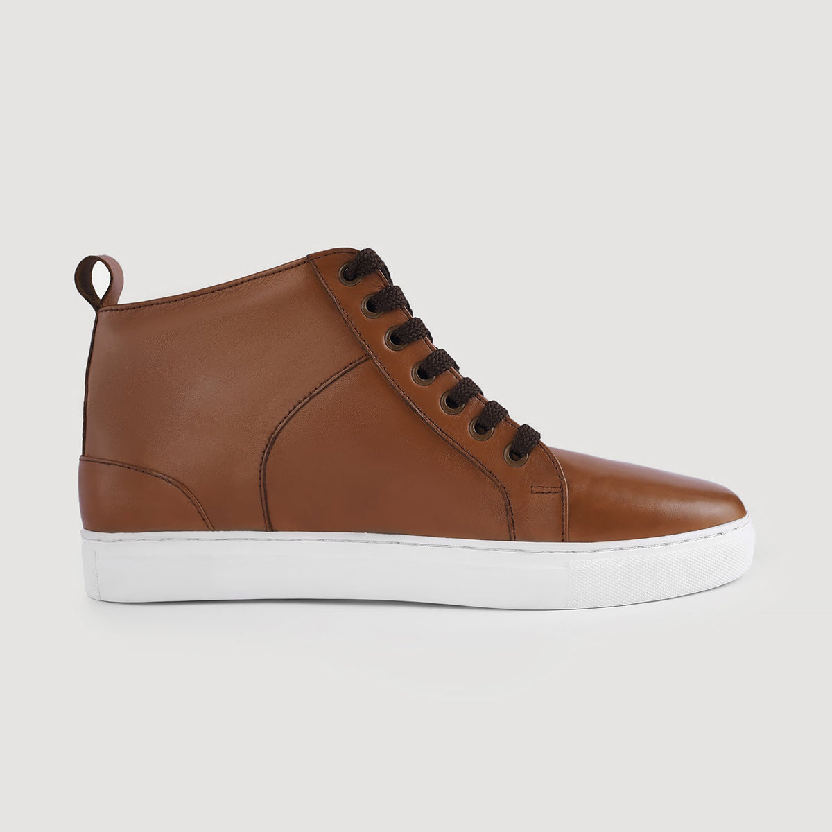 Tan Full-Grain leather Sneakers - Рантовая конструкция Goodyear Welt и носок обуви