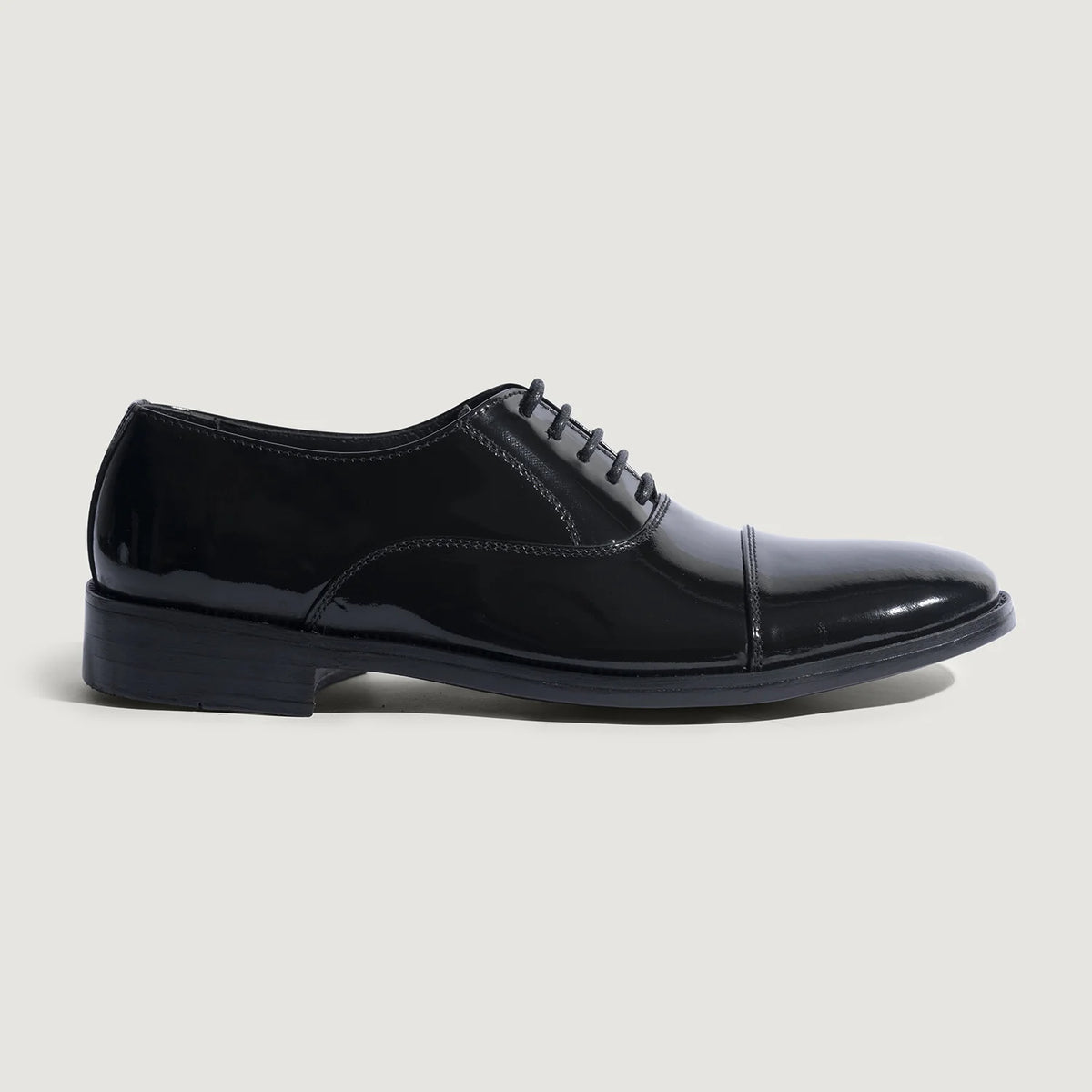 Patent Black Full-Grain leather Shoes - Рантовая конструкция Goodyear Welt и носок обуви