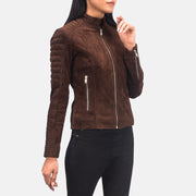 
Adalyn Стеганый Mocha Suede Кожаная куртка-косуха для Женщин - Вид сбоку, демонстрирующий эргономичный крой рукава