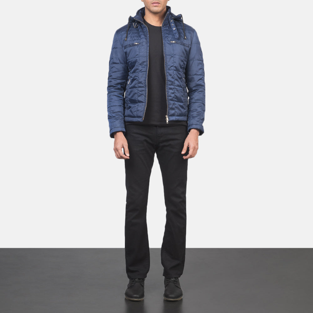 
Крупный план деталей of High neck with Belt & Zipper Hardware on Alps Quilted Blue Windbreaker Jacket