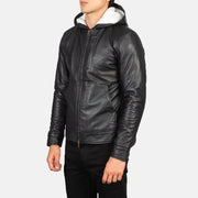 
Black Sheepskin Leather Bomber Jacket - Вид сзади, подчеркивающий посадку по плечам и ровный край