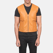 Close-Up Detail of Classic Collar &amp; Zipper Hardware on Men's Brandon Tan Brown Leather Vest