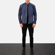 
Charcoal Navy Синий Suede Кожаная куртка-косуха для Мужчин - Вид сбоку, демонстрирующий эргономичный крой рукава