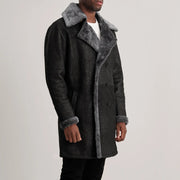 
Brown Goatskin Suede Aviator Jacket - Вид сзади, подчеркивающий посадку по плечам и ровный край