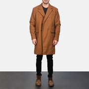 
Claud Khaki Wool Double Breasted Coat - Вид сбоку, демонстрирующий эргономичный крой рукава