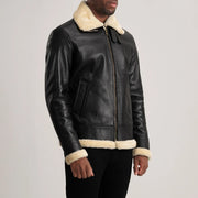 
Black Sheepskin Leather Bomber Jacket - Вид сзади, подчеркивающий посадку по плечам и ровный край