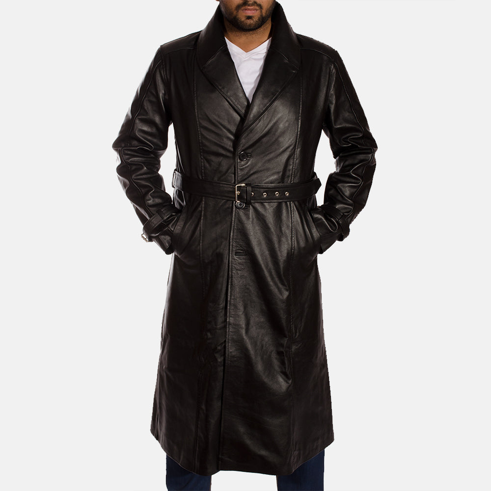 
Hooligan Черный Кожаный тренчкот для Мужчин in Black Cowhide Leather - Вид спереди и приталенный силуэт | Купить в официальном онлайн-магазине