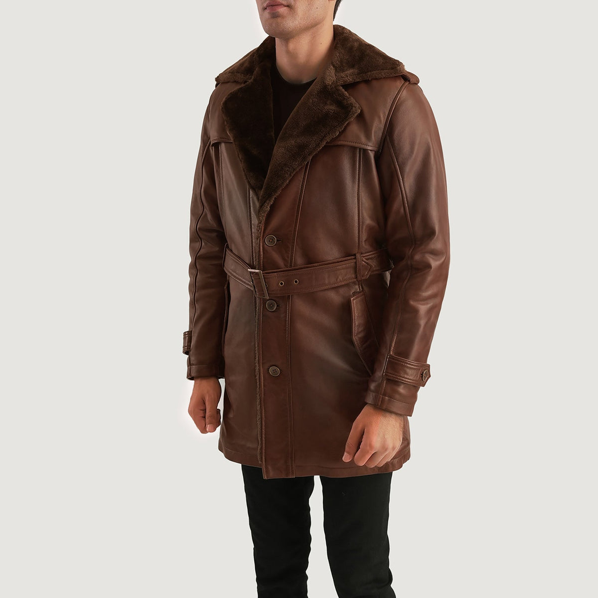 
Distressed Brown Sheepskin Burnishing Winter Jacket - Вид сзади, подчеркивающий посадку по плечам и ровный край