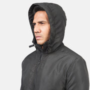 
Вид подкладки Showing Quilted Polyester Lining & Два функциональных внутренних кармана
