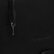 
Вид подкладки Showing Dedicated Padded Laptop Sleeve & Multi-Compartment Organization