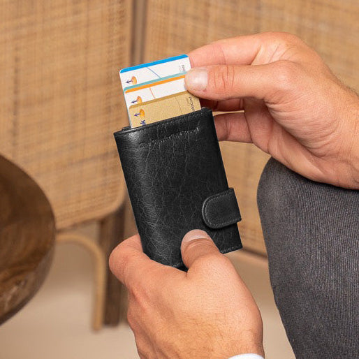Mannheim Full-Grain Leather Card Holder женская