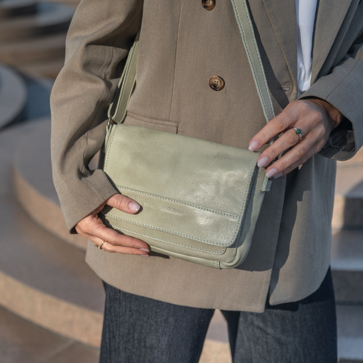 Ann Full-Grain Leather Crossbody Bag – alternate product view 2