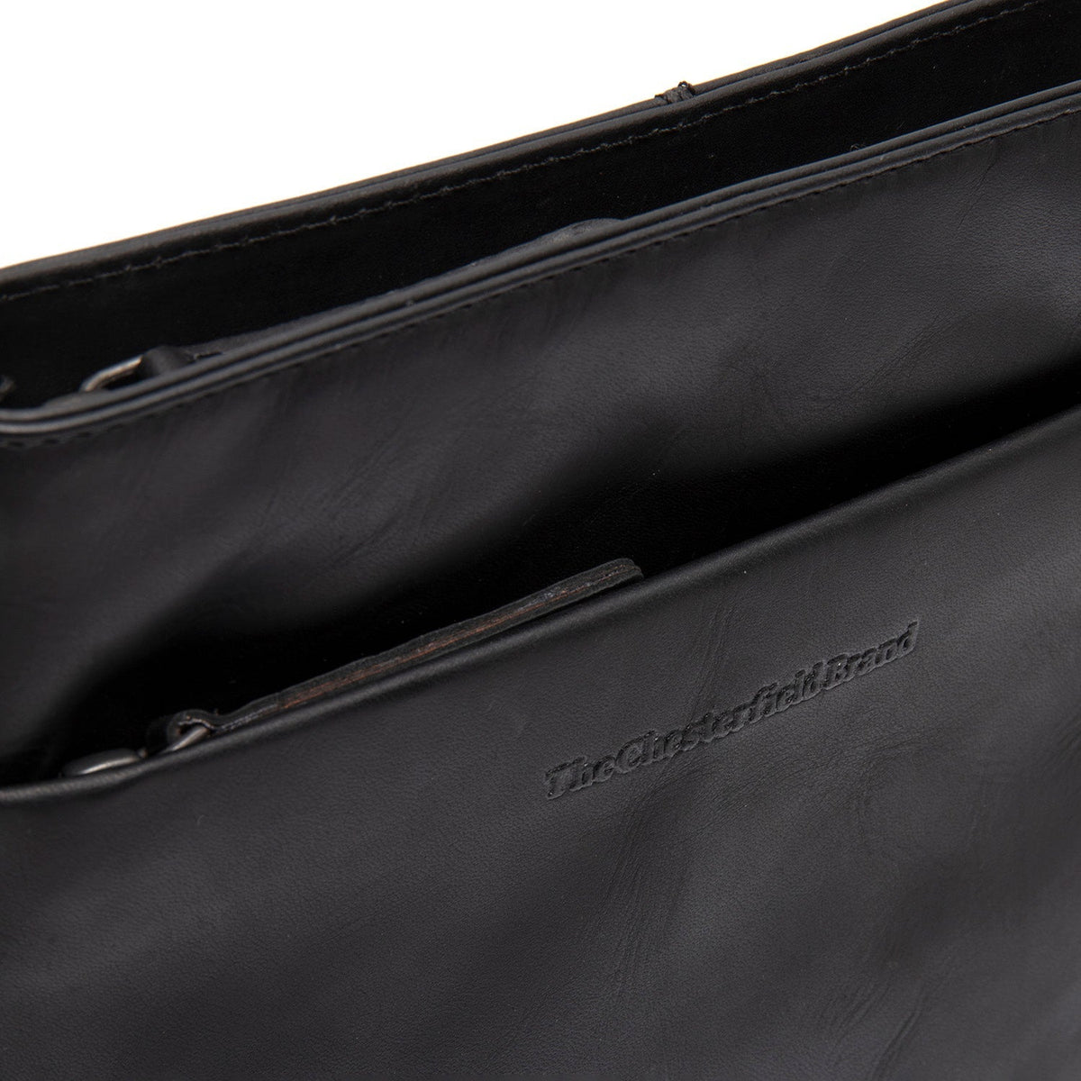 
Classic 100% Full-Grain leather Bag - Вид сзади с усиленными кожаными ремнями и прострочкой