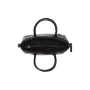 
Крупный план деталей of Classic Collar & Heavy-Duty Zipper Hardware on Marsala Кожаная сумка