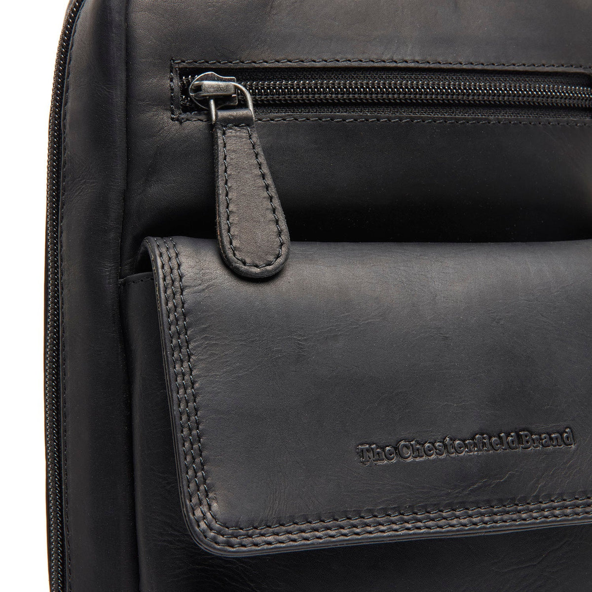 Leather Sling Bag Turelle - Structured Side Profile Showing Gusset Depth &amp; Expansion Capacity