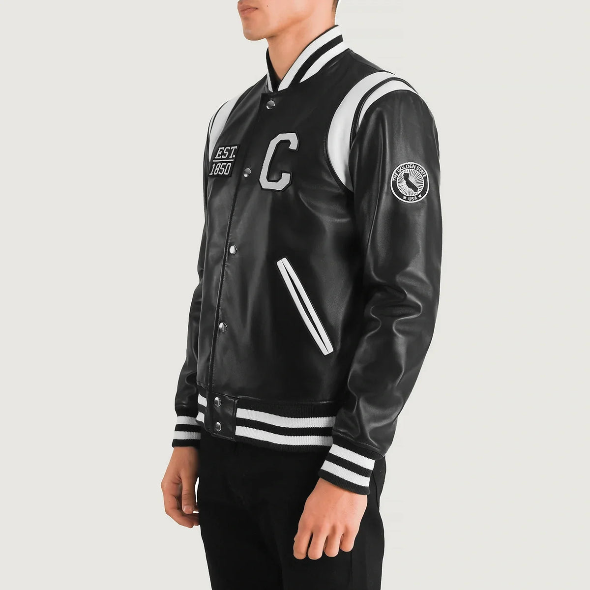 
Black & White Sheepskin Leather Varsity Jacket - Вид сзади, подчеркивающий посадку по плечам и ровный край