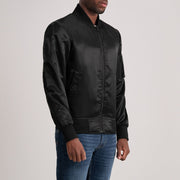 
Black Satin Bomber Jacket - Вид сзади, подчеркивающий посадку по плечам и ровный край