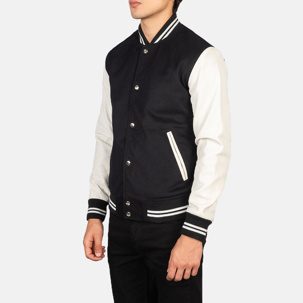
Black & White Sheepskin Leather Varsity Jacket - Вид сзади, подчеркивающий посадку по плечам и ровный край